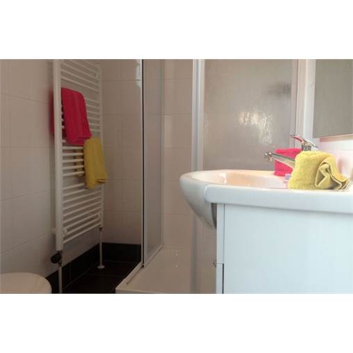 Chalet Unique-(B-4) in Maasduinen